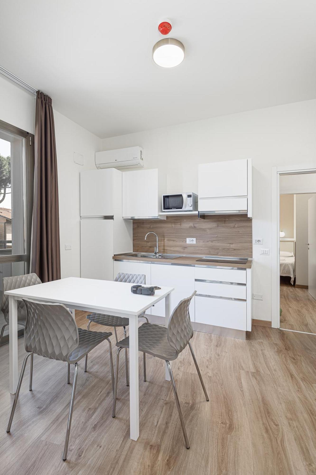 Hotel Schiller Cervia Buitenkant foto