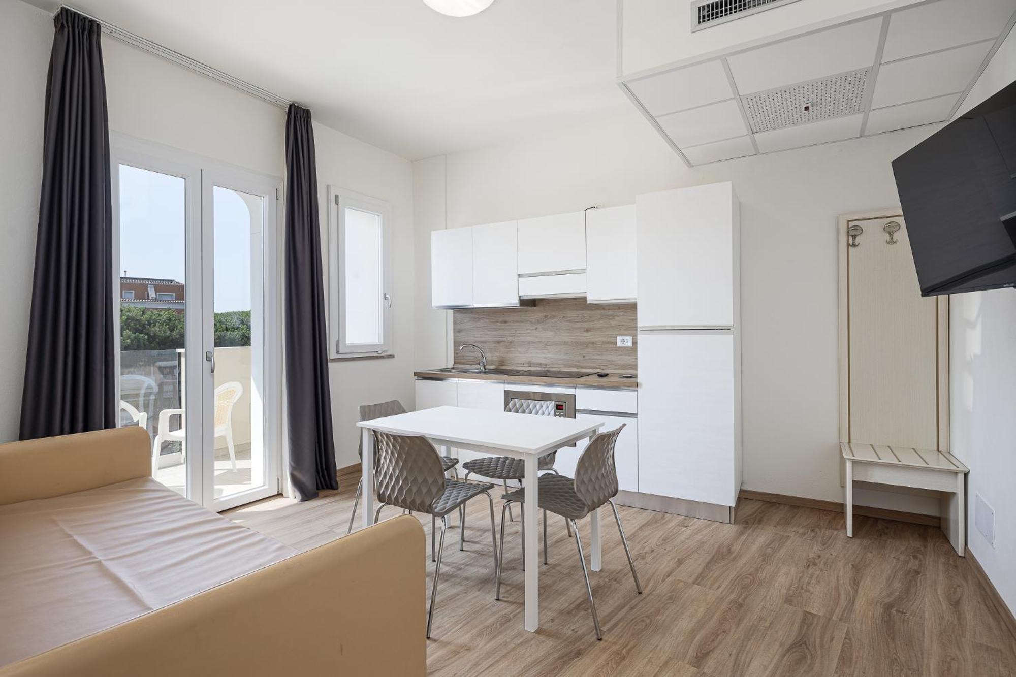 Hotel Schiller Cervia Buitenkant foto